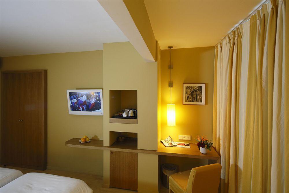 Hotel Napoleon Menton Exterior foto